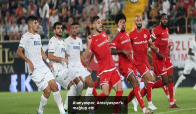 Alanyaspor, Antalyaspor’u mağlup etti