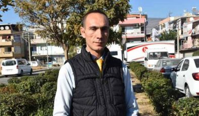 İzmir’deki depremde oğlunu ve kayınvalidesini kaybetti