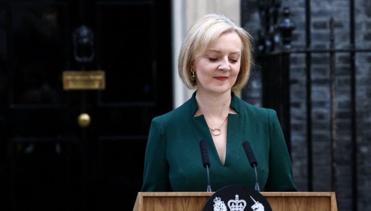 Liz Truss’un telefonunun Ruslar tarafından hacklendiği iddia edildi