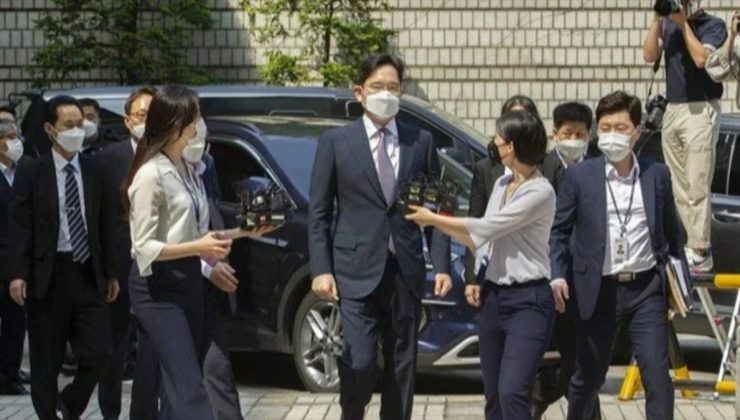 Rüşvetten hapis yatan Samsung’un başkanı Lee Jae-yong, şirketin başına geçti