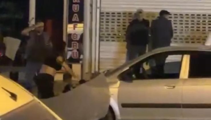 Adana’da kaza yapan kadın sürücü arabayı parçaladı