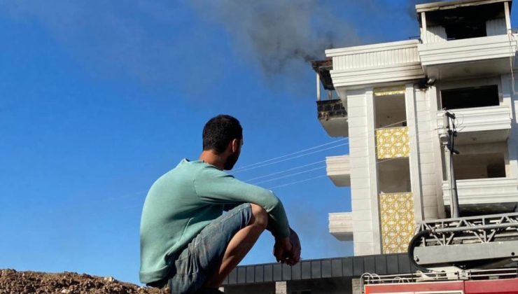 Antalya’da inşaatta çıkan yangında işçiler mahsur kaldı