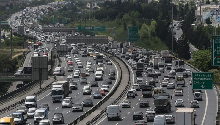 İstanbul’da haftanın ilk gününde trafik yüzde 71’e ulaştı