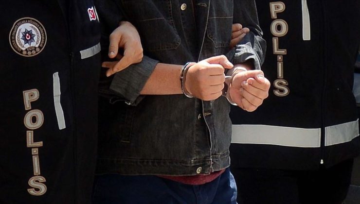 İzmir’de TSK’nın kimyasal silah kullandığını ileri süren avukat Aryen Turan gözaltında