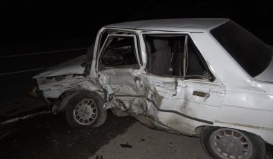 Kırıkkale’de ehliyetsiz ve alkollü sürücü trafikte dehşeti yaşattı: 3 yaralı