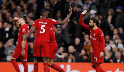 Liverpool, Tottenham’ı iki golle geçti