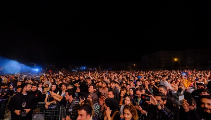 Şırnak Cizre’deki müzik festivaline yoğun ilgi