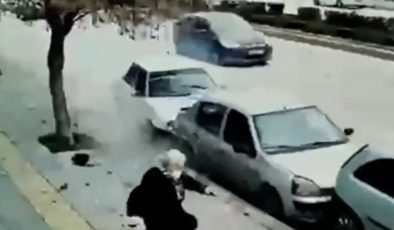 Ankara’da hatalı sollama sonucu yaşanan kaza kamerada