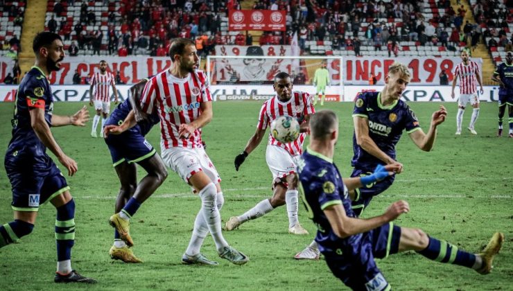 Ankaragücü, Antalyaspor’u 2-0 mağlup etti