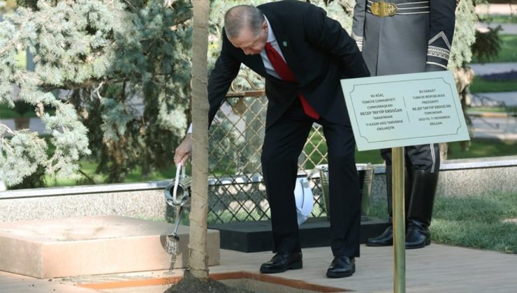 Cumhurbaşkanı Erdoğan, Özbekistan’da ağaç dikme törenine katıldı