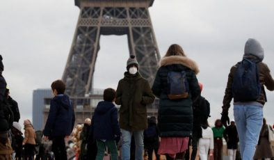 Fransa halkı, günlük hayatta çeşitli zorluklarla karşılaşıyor