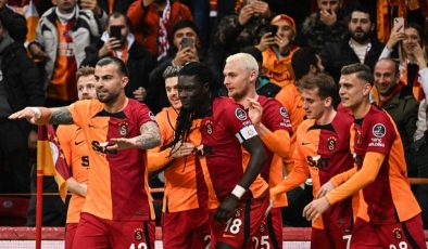 Galatasaray, İstanbulspor’u yenerek liderliğe yükseldi