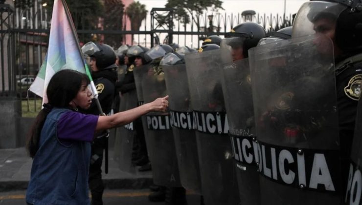 Peru’daki protestolarda ölenlerin sayısı 26’ya yükseldi