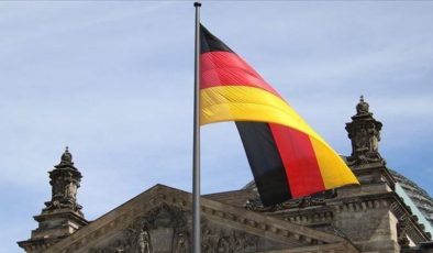 Almanya’da çifte vatandaşlık yolu açılıyor