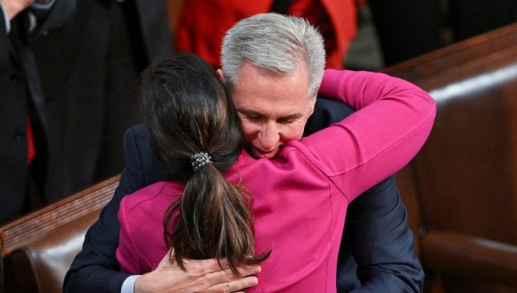 Kevin McCarthy, 15’inci turun sonunda Temsilciler Meclisi Başkanı oldu