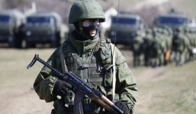 Rusya’da zorunlu askerlik yaşı yükseltiliyor