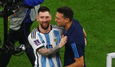 Scaloni: Messi 2026 Dünya Kupası’nda oynayabilir