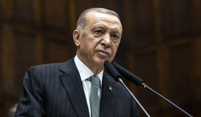 Cumhurbaşkanı Erdoğan muhalefeti eleştirdi:  Masadaki ortakları çoğaltmak netice vermez
