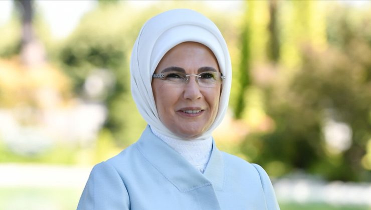 Emine Erdoğan’dan ‘Babalar Günü’ mesajı