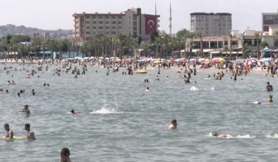 İstanbul’da sahiller bayramın ilk günü doldu taştı