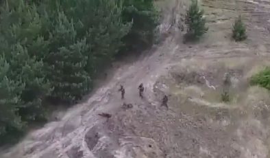 Mevziyi terk eden Rus askerleri, silah arkadaşları tarafından vuruldu