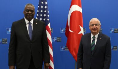 Milli Savunma Bakanı Yaşar Güler, ABD Savunma Bakanı Austin ile görüştü