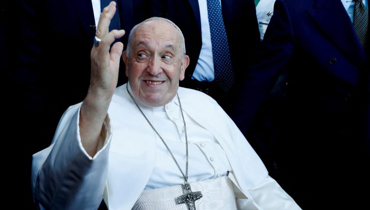 Papa Francis, ameliyattan 9 gün sonra taburcu oldu
