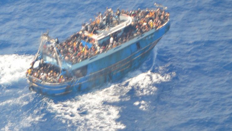 Yunanistan açıklarında facia: Batan teknede 79 göçmen öldü