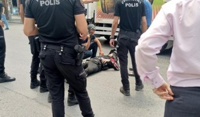 Arnavutköy’de yunus ekipleri kaza yaptı: 1 memur yaralı