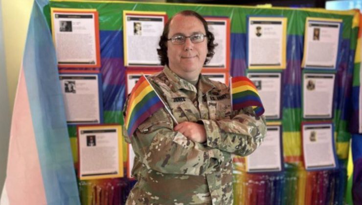 Pentagon, ABD ordusunda görevli eşcinsel binbaşının fotoğrafını paylaştı