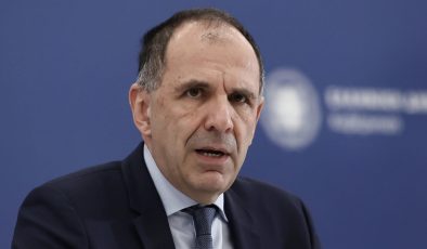 Yunanistan Dışişleri Bakanı Gerapetritis, Türk askerinin KKTC’den çekilmesini istedi