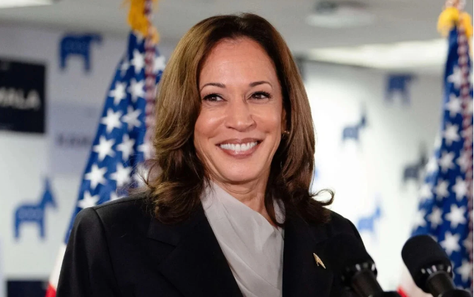 ABD Başkanlık Seçiminde Kamala Harris ile Donald Trump Arasındaki Rekabet Kızışıyor